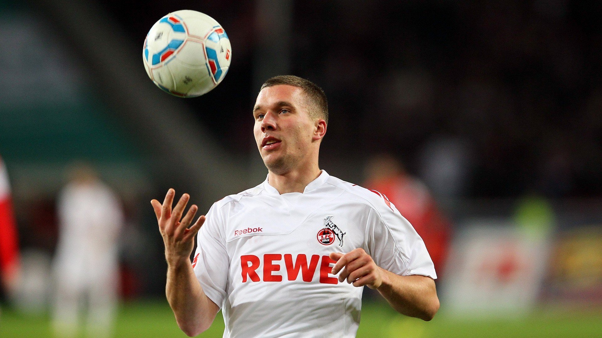 爱游戏体育（AYX）官方APP下载-高校篮球注重运动损伤预防提高保护意识，预防篮球运动损伤的意义